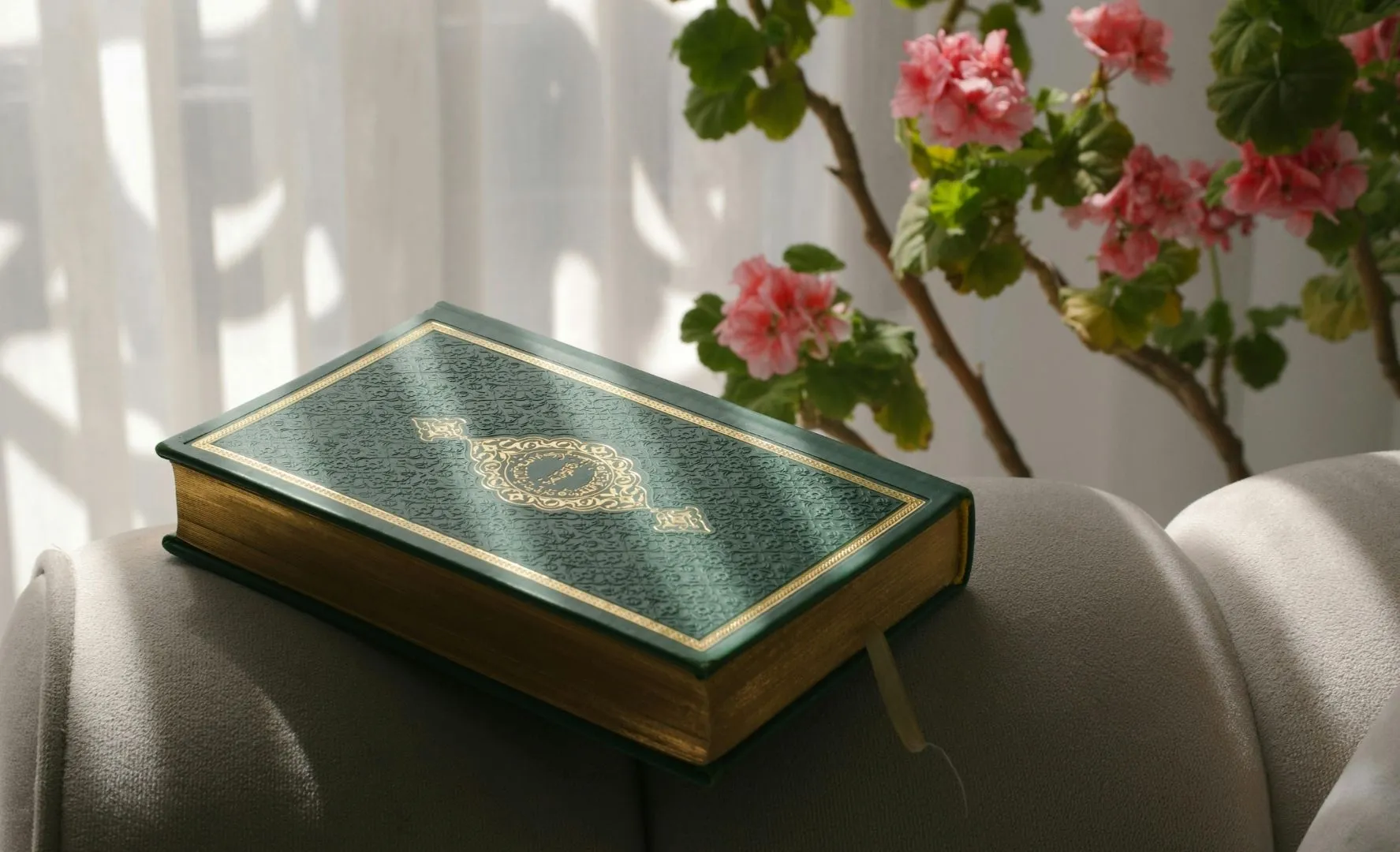Coran ouvert, illustration de l'enseignement d'Oum Abderrahman